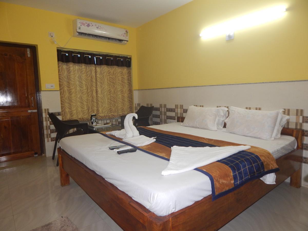 Hotel On Call Puri Laxmi Beach Resort Kültér fotó