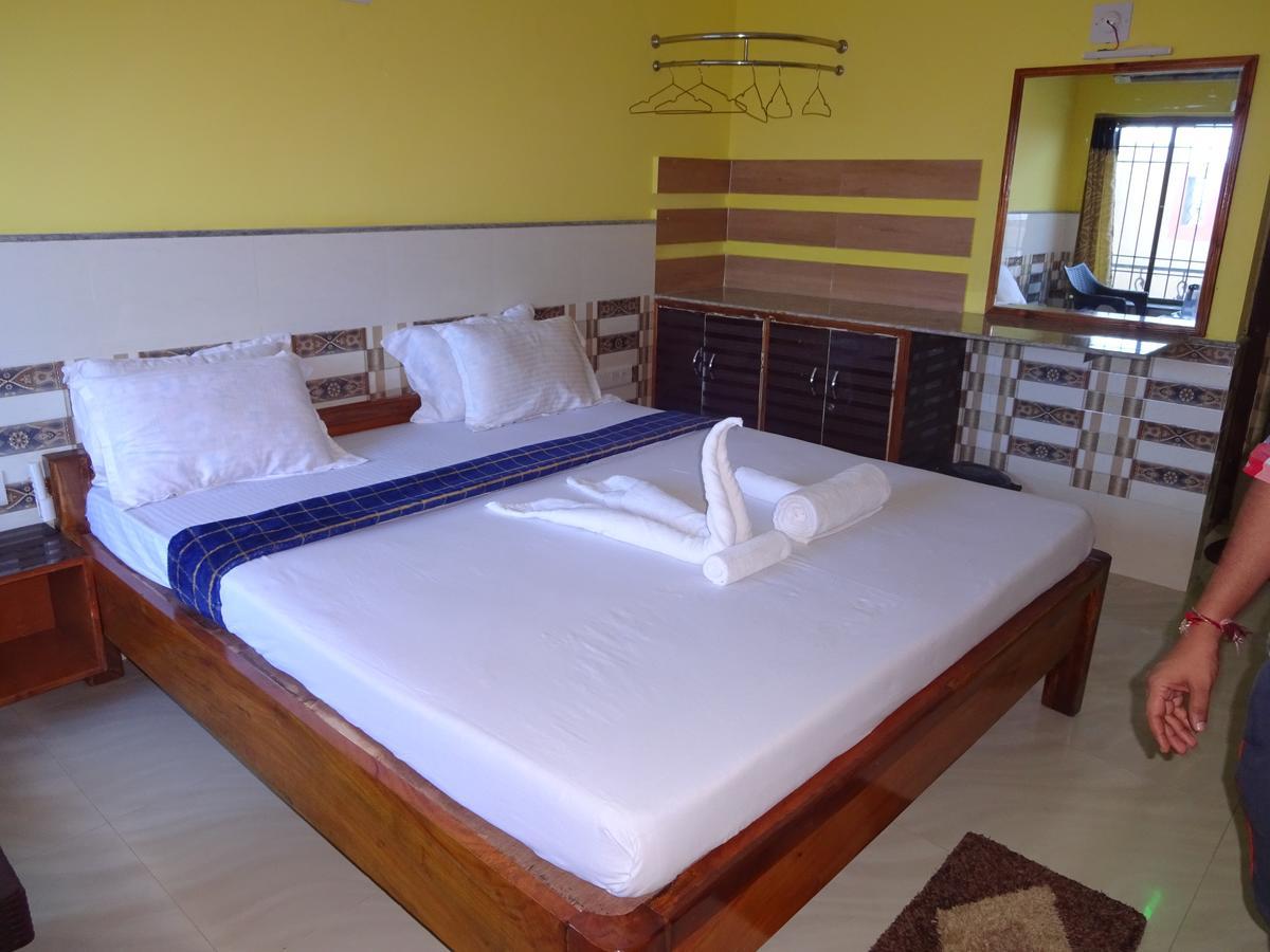 Hotel On Call Puri Laxmi Beach Resort Kültér fotó