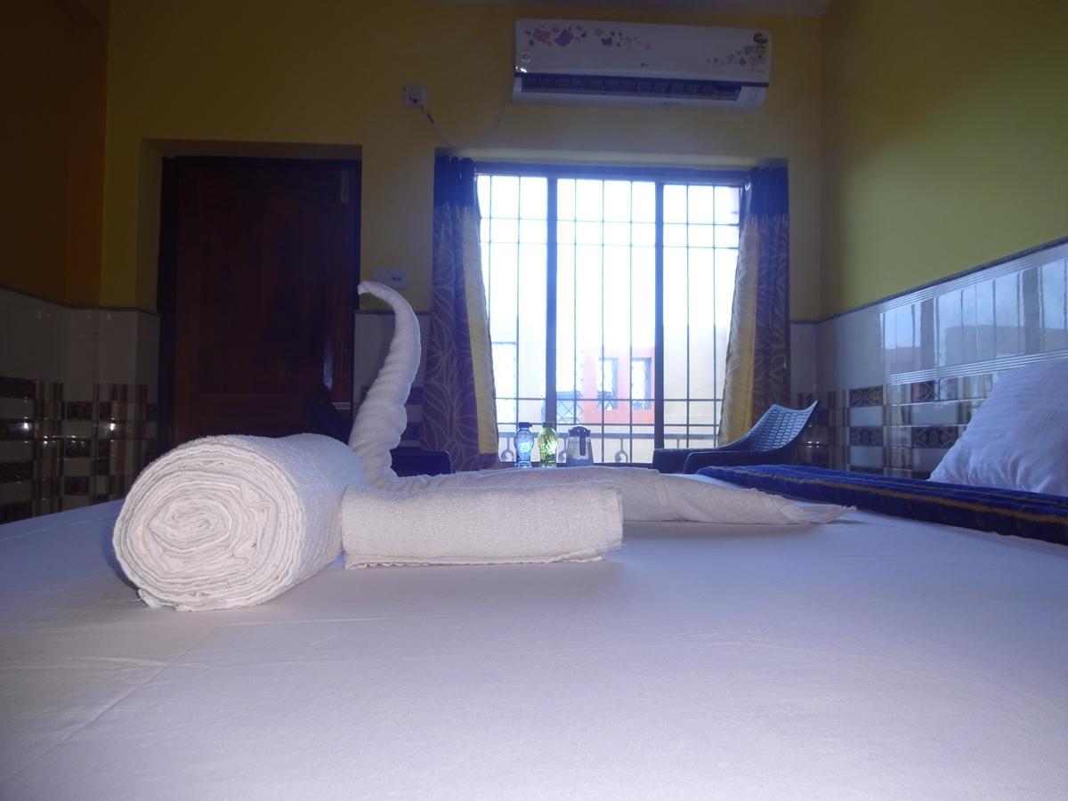 Hotel On Call Puri Laxmi Beach Resort Kültér fotó