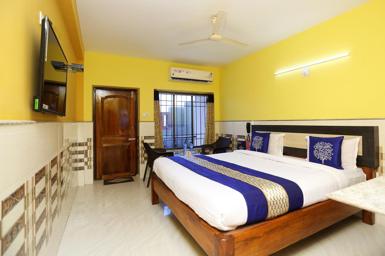 Hotel On Call Puri Laxmi Beach Resort Kültér fotó